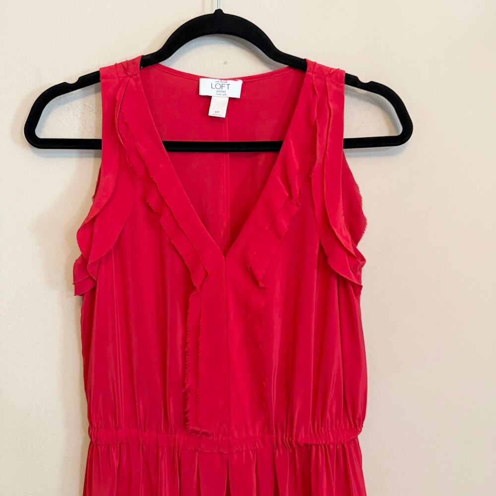 Ann Taylor Loft Silk Blouson Dress Sz 6P Red Sleeveless Ruffled Summer Feminine - Picture 3 of 4